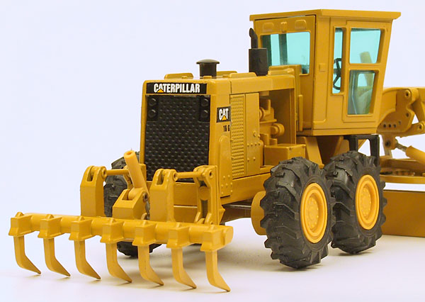 Picture Caterpillar 16G