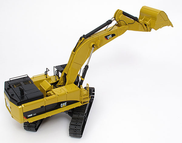 Picture Caterpillar 390D LME
