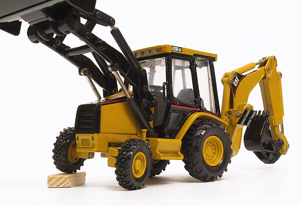 Picture Caterpillar 420D IT