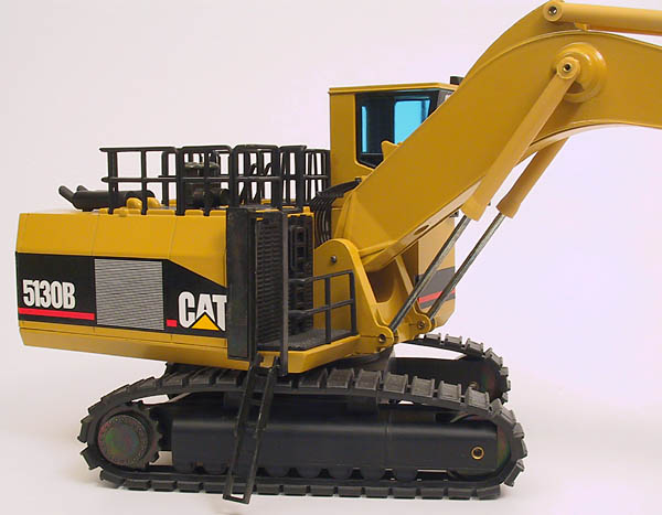 Picture Caterpillar 5130B ME