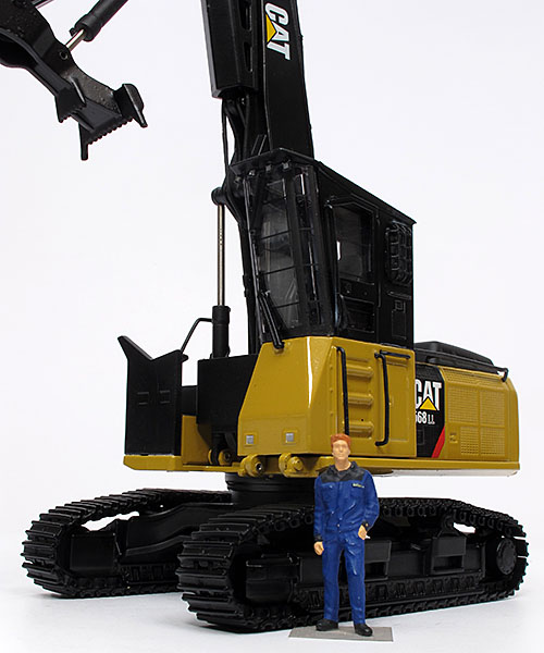 Picture Caterpillar 568 LL
