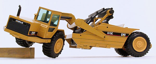 Picture Caterpillar 615C