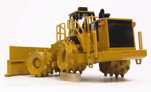 Picture Caterpillar 836G