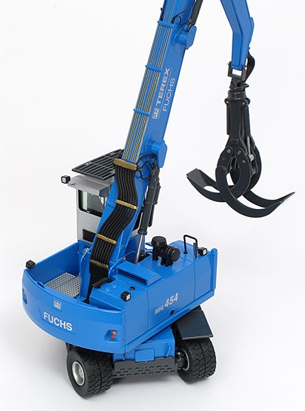 Picture Terex / Fuchs MHL 454