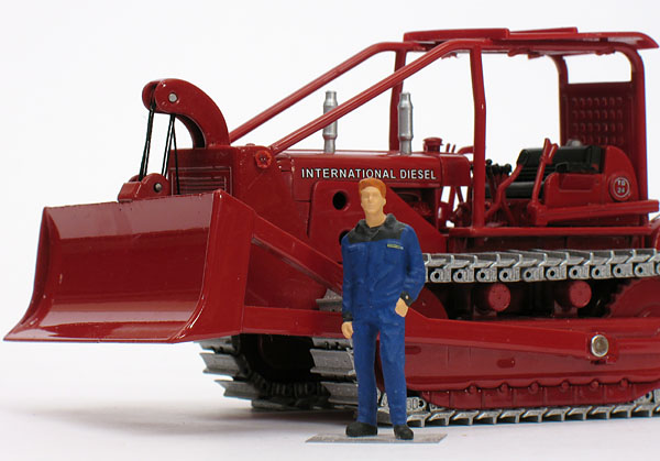 Picture International Harvester TD24 w/ logging arch