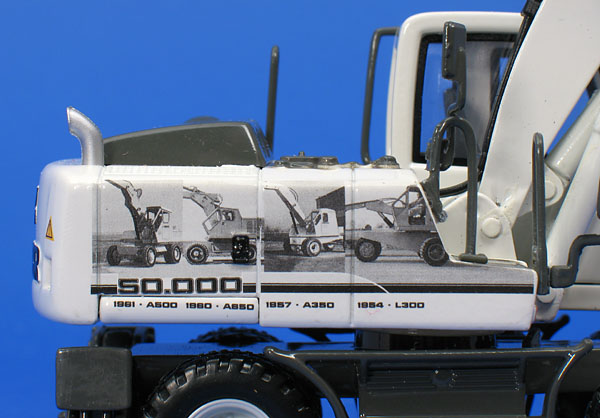 Picture Liebherr A 904 C – Special Edition “50.000”