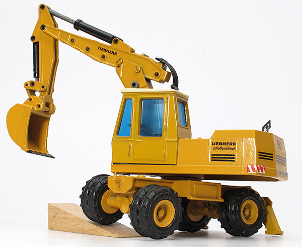Picture Liebherr A 921