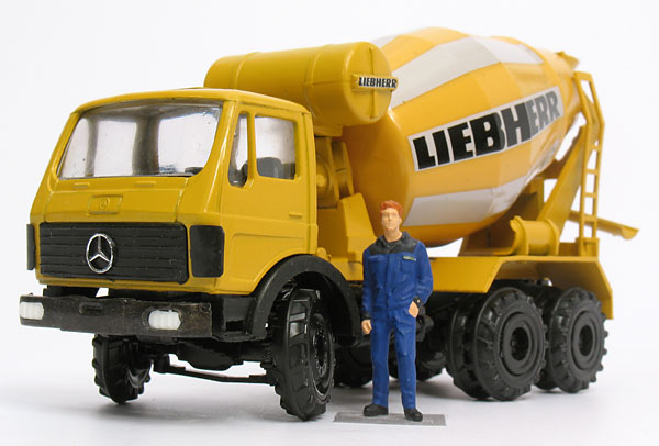 Picture Liebherr / Mercedes-Benz HTM 605 / NG