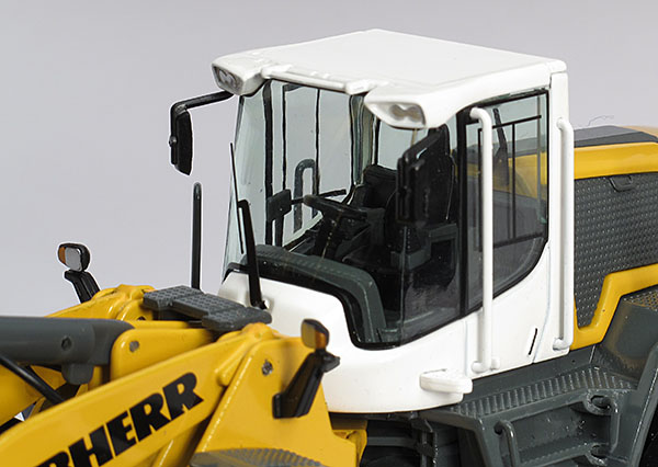 Picture Liebherr L 586 XPower