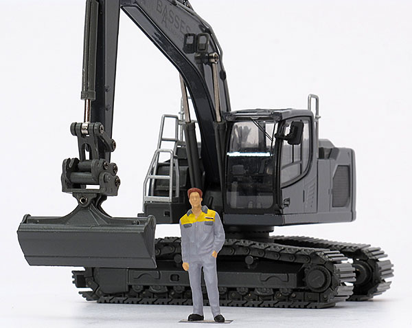 Picture Liebherr R 922 V – “Basses Allservice”