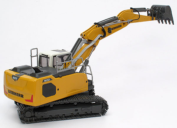 Picture Liebherr R 922 V (two piece boom)