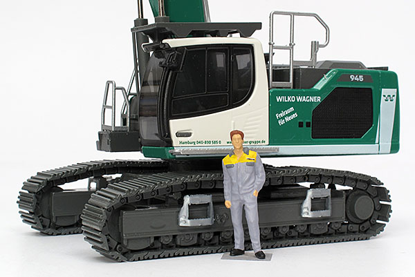 Picture Liebherr R 945 Multiuser – “Wilko Wagner”