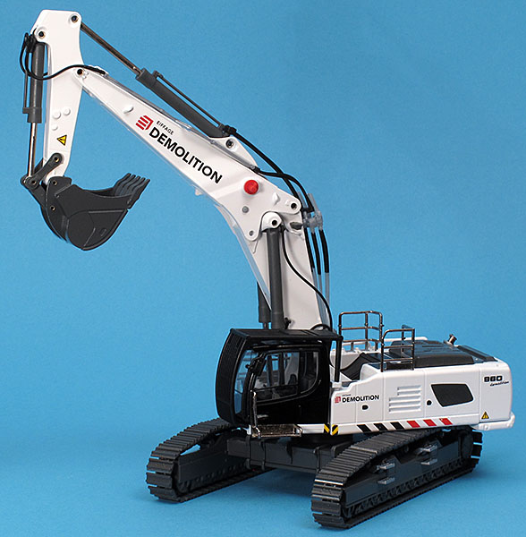 Picture Liebherr R 960 Demolition – „Eiffage“