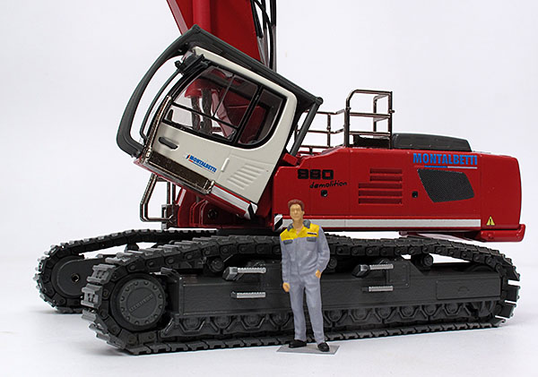 Picture Liebherr R 960 Demolition – „Montalbetti“