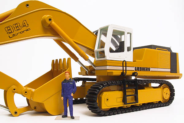 Picture Liebherr R 984 B