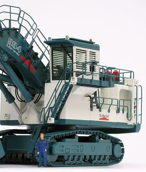 Picture Liebherr R 994 B – “Mt. Arthur Coal”