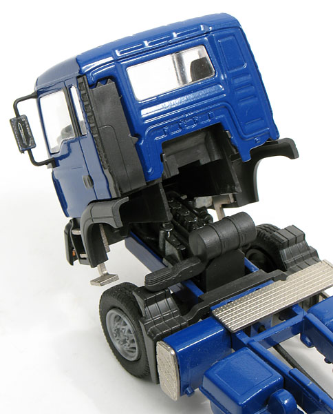 Picture MAN / Kögel TGA 26.430 with round trough trailer