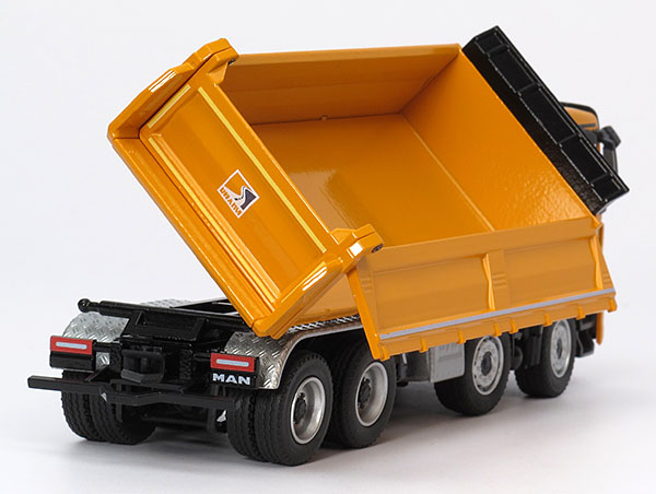 Picture MAN / Schwarzmüller TGS 35.510 – “Lise & Fils”