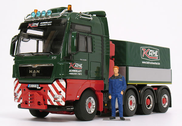 Picture MAN TGX 41.680 – “Kahl”