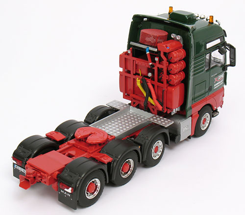 Picture MAN TGX 41.680 – “Kahl”