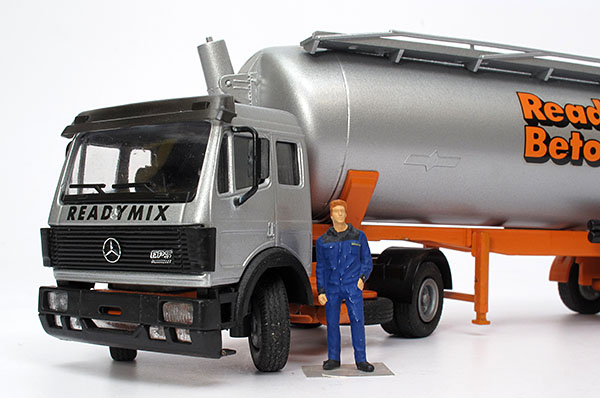 Picture Mercedes-Benz / Spitzer SK 1838  w/ tipping silo semitrailer – „Readymix“