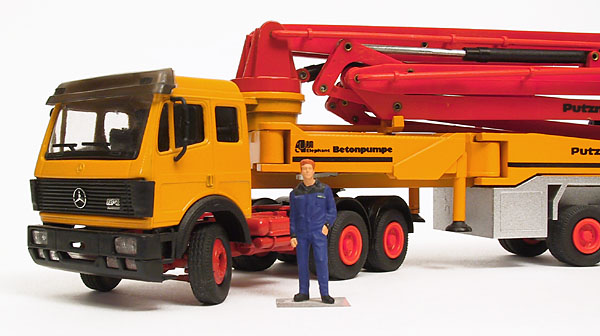 Picture Putzmeister / Mercedes-Benz M 52-S