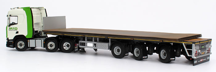 Picture Scania R500 w/ flat-deck trailer – “Martens en Van Oord”
