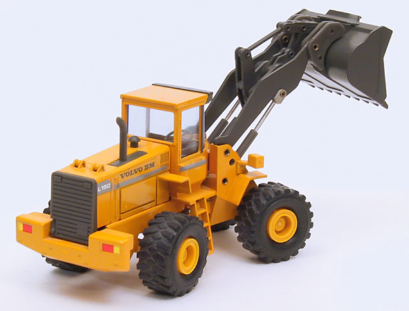Picture Volvo BM L150
