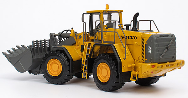 Picture Volvo L350F