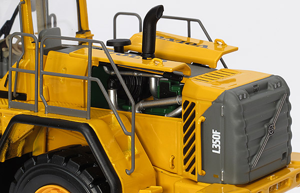 Picture Volvo L350F