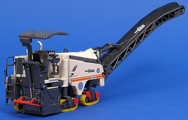 Picture Wirtgen W100F
