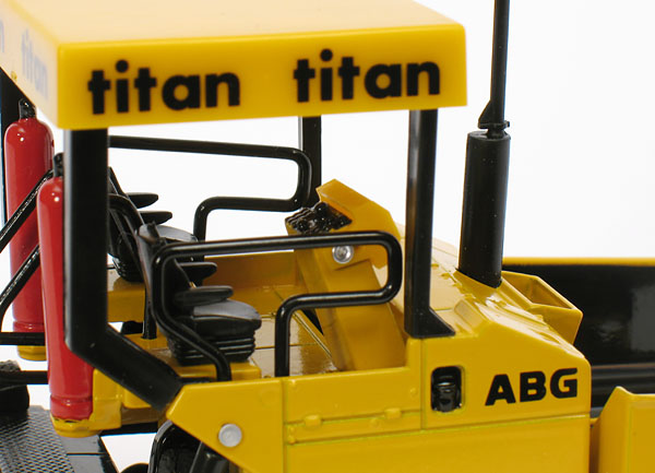Foto ABG Titan 325