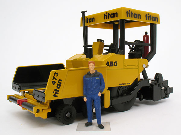 Foto ABG Titan 473