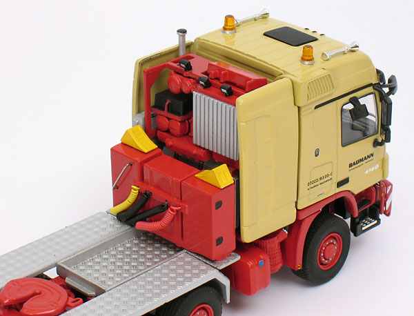 Foto Mercedes-Benz Actros 4160 – „Baumann“