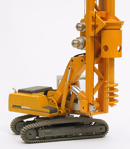 Foto Bauer / Liebherr BG 6  auf R 914 B