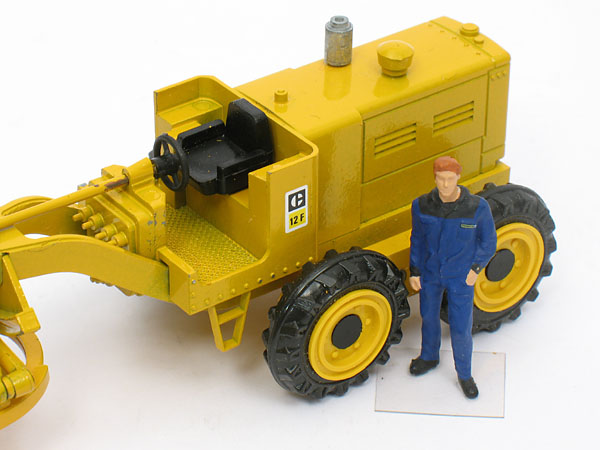 Foto Caterpillar 12F