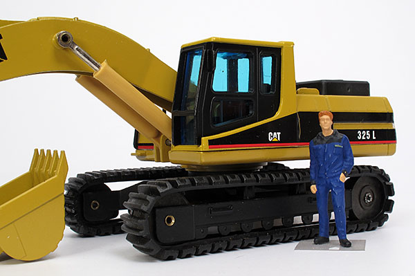 Foto Caterpillar 325 L