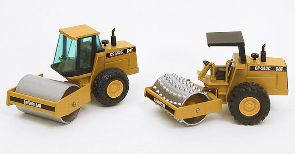 Foto Caterpillar CS-583C