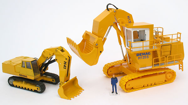 Foto Demag H 135 S