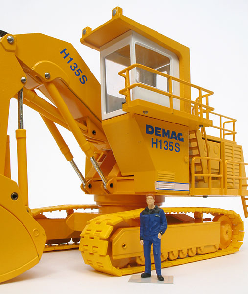 Foto Demag H 135 S