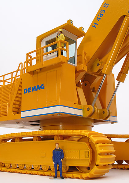Foto Demag H 485 S