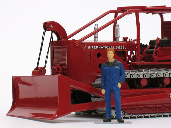 Foto International Harvester TD24 mit „logging arch”