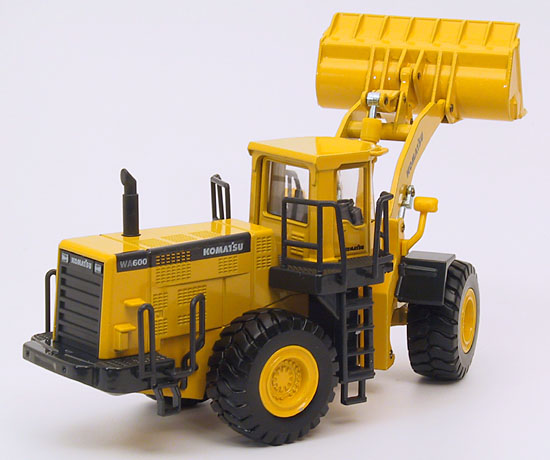 Foto Komatsu WA600-3