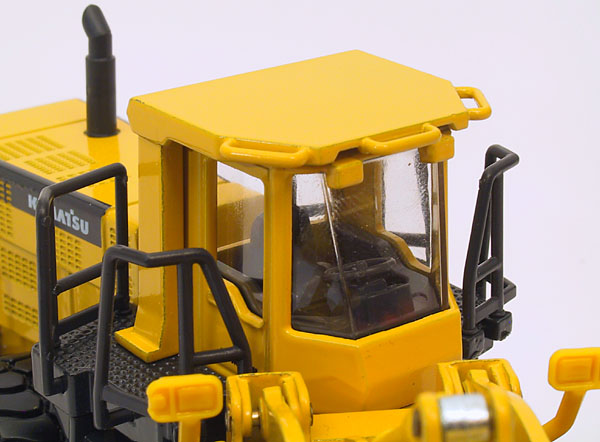 Foto Komatsu WA600-3