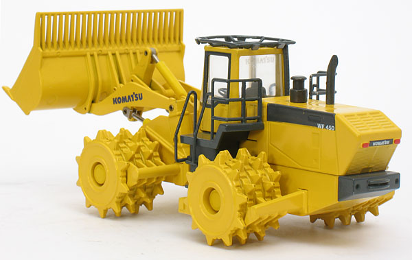 Foto Komatsu WF450-3
