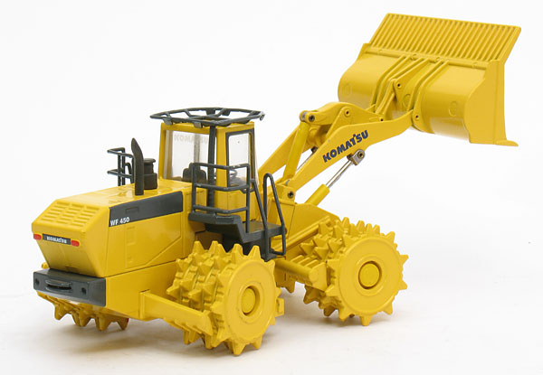 Foto Komatsu WF450-3