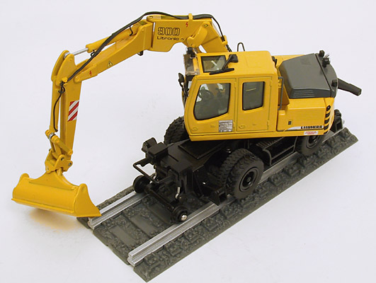 Foto Liebherr A 900 C ZW