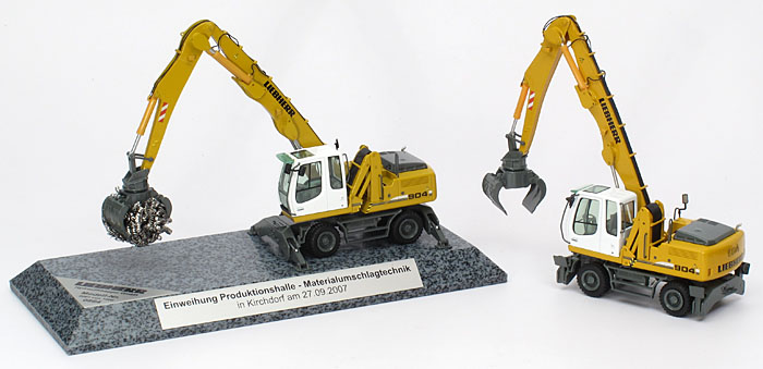 Foto Liebherr A 904 C (Umschlaggerät)