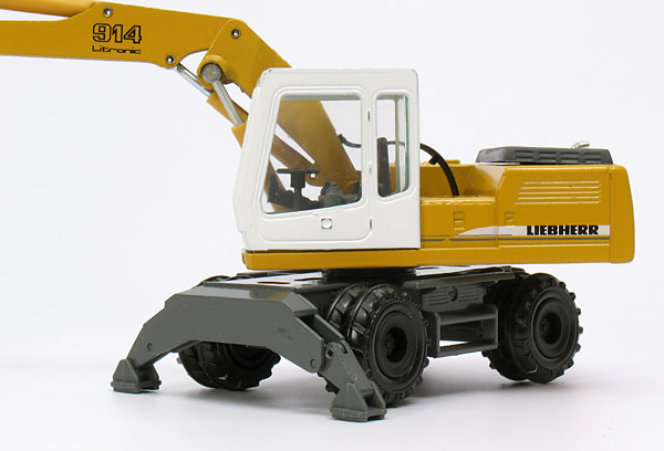 Foto Liebherr A 914