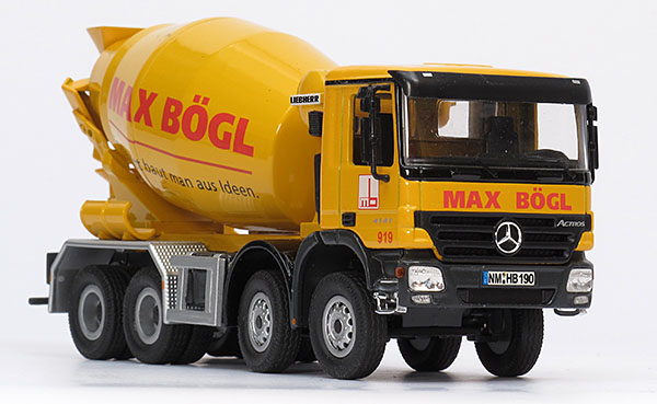 Foto Liebherr / Mercedes-Benz HTM 904 / Actros 4141 – „Max Bögl“